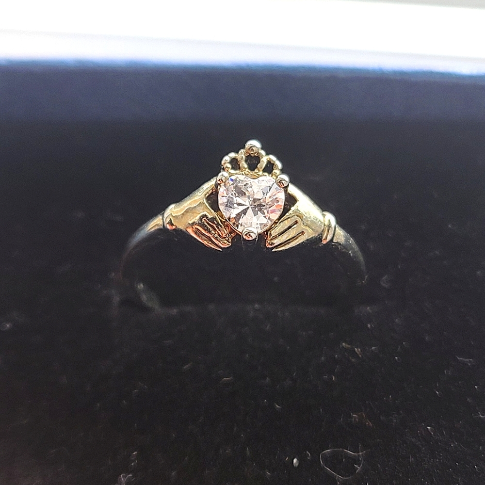 Celtic Claddagh Ring With Heart Size 8
